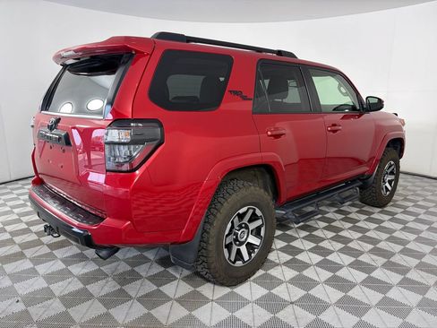 Used 2017 Toyota 4Runner TRD Off-Road Premium AWD/4WD image 7