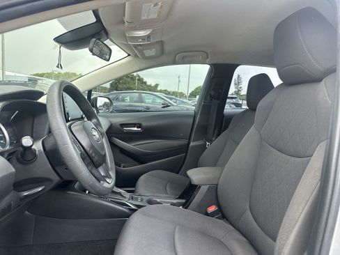 Used 2021 Toyota Corolla LE FWD image 13