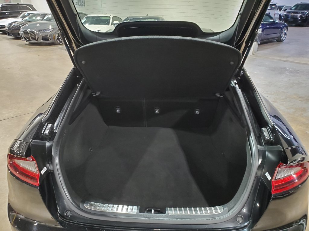 Used 2020 Kia Stinger GT-Line RWD image 34