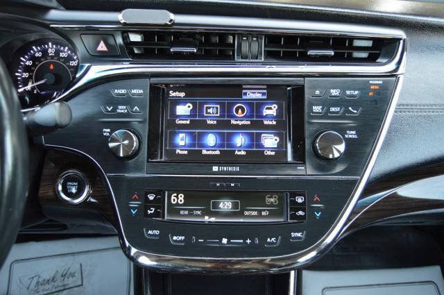 Used 2014 Toyota Avalon Limited FWD image 21