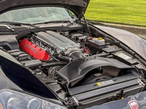 Used 2006 Dodge Viper SRT-10 RWD image 17