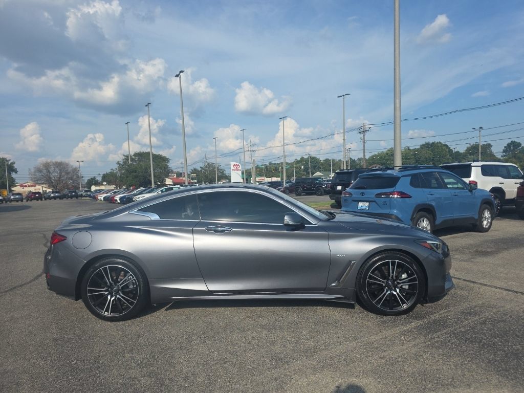 Used 2018 INFINITI Q60 3.0t Sport w/ Sensory Package 3.0T Sport AWD/4WD image 3