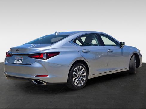 Used 2024 Lexus ES 350 w/ Accessory Package (Z1) FWD image 5