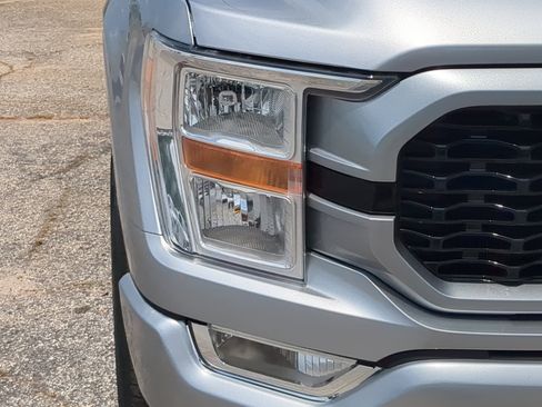 Certified 2021 Ford F150 XL w/ STX Appearance Package RWD image 8
