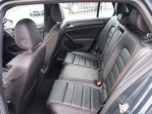 Used 2019 Volkswagen GTI SE image 15