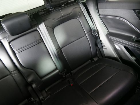 Used 2023 Lincoln Corsair Reserve w/ Equipment Group 201A image 14