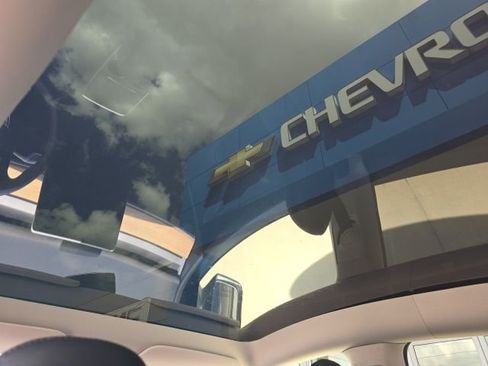 Used 2022 Tesla Model Y Performance image 30