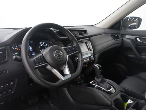 Used 2019 Nissan Rogue SL w/ Premium Package image 25