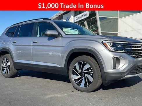 New 2026 Volkswagen Atlas SE FWD image 1