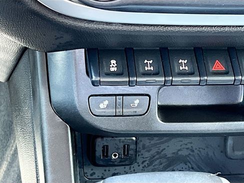 Used 2019 Chevrolet Colorado ZR2 AWD/4WD image 19