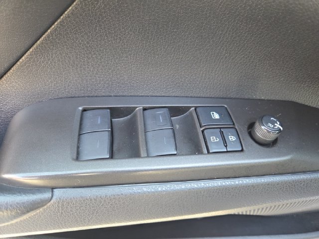 Certified 2022 Toyota Camry SE w/ Convenience Package FWD image 13