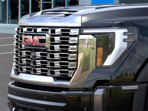 New 2026 GMC Sierra 2500 Denali w/ Denali Reserve Package image 13