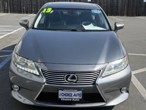 Used 2013 Lexus ES 350 w/ Luxury Pkg FWD image 2