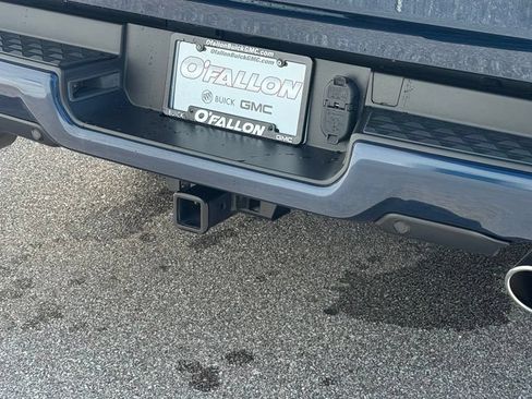 Used 2022 RAM 1500 Laramie AWD/4WD image 5