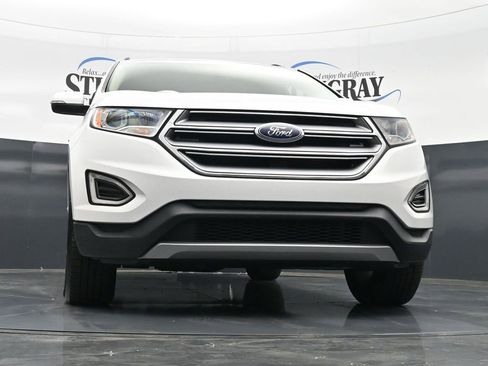 Used 2016 Ford Edge SEL image 18