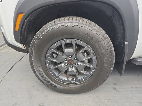 Used 2024 Nissan Frontier PRO-4X w/ Pro Premium Package AWD/4WD image 12