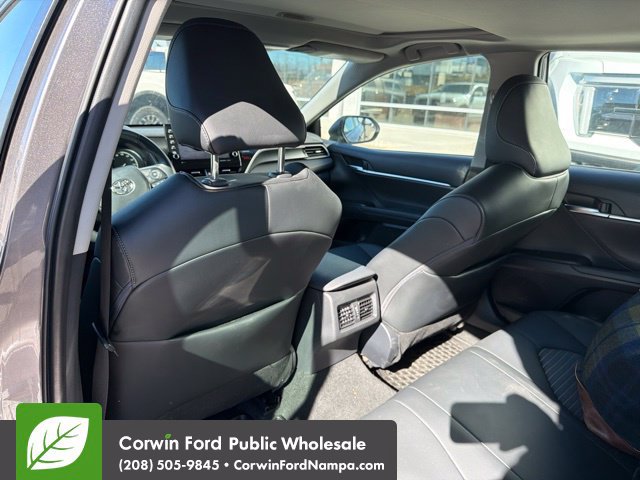 Used 2023 Toyota Camry SE FWD image 10