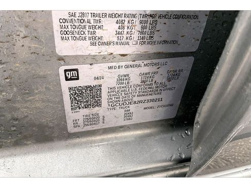 Used 2024 Chevrolet Silverado 1500 High Country w/ Technology Package image 34