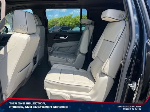 New 2026 GMC Yukon XL Denali AWD/4WD image 12