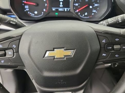 Used 2024 Chevrolet Trax LS w/ LS Convenience Package FWD image 27