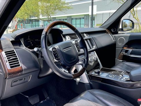 Used 2014 Land Rover Range Rover HSE AWD/4WD image 17