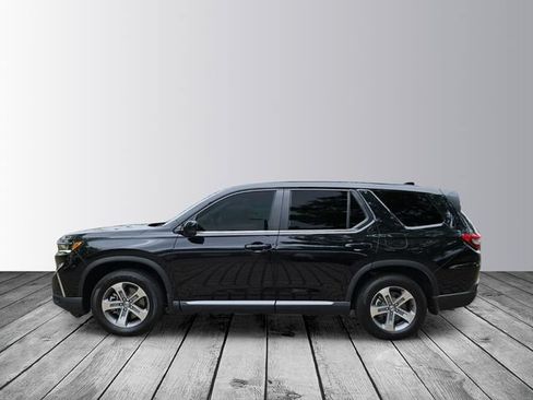 Used 2025 Honda Pilot EX-L image 2