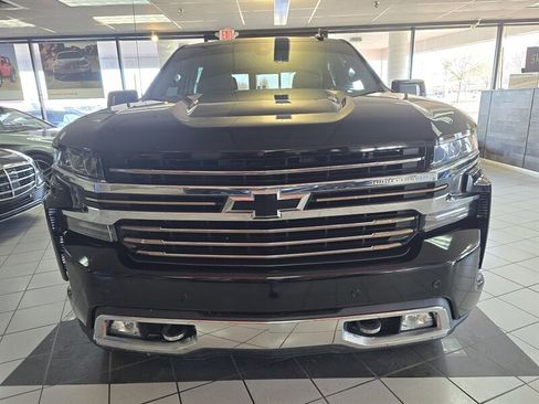 Used 2021 Chevrolet Silverado 1500 High Country image 2