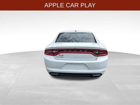 Used 2019 Dodge Charger SXT RWD image 6