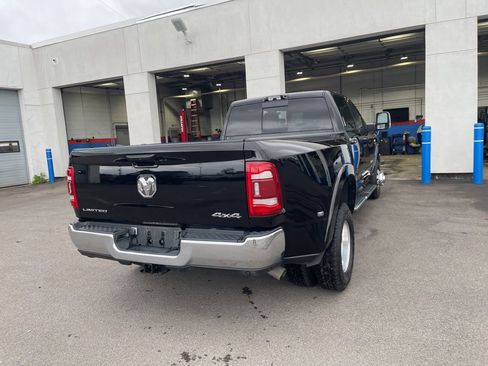 Used 2024 RAM 3500 Limited AWD/4WD image 6