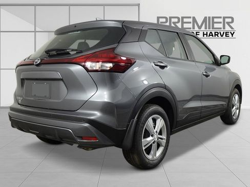 New 2025 Nissan Kicks Play S image 5