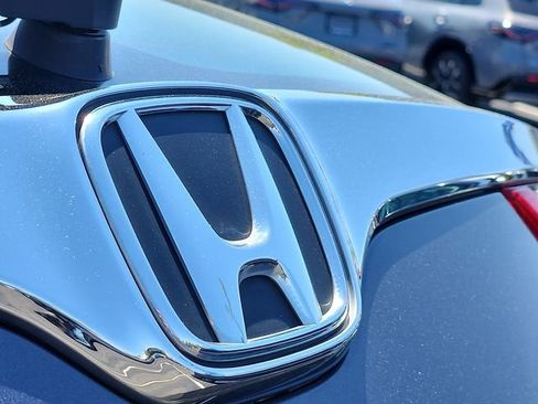 Used 2018 Honda CR-V LX image 28