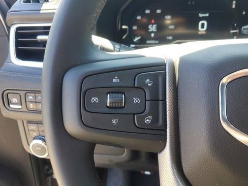 Used 2024 GMC Yukon Denali image 21