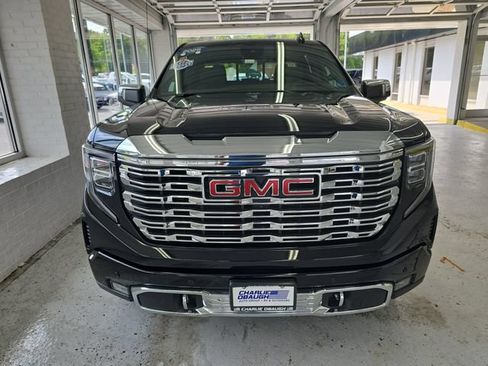 Certified 2025 GMC Sierra 1500 Denali w/ Denali Reserve Package AWD/4WD image 8