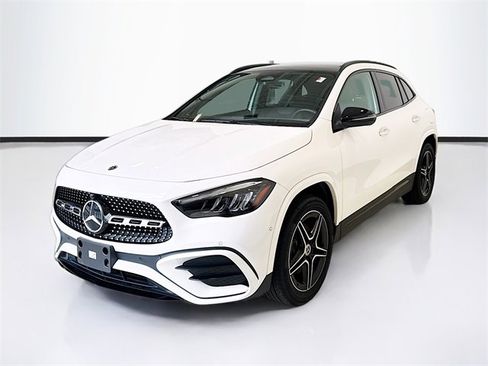 Certified 2024 Mercedes-Benz GLA 250 4MATIC image 1