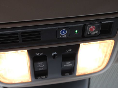 Used 2024 Honda Odyssey Elite image 22