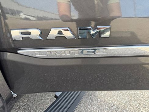 Used 2022 RAM 1500 Limited w/ Body Color Bumper Group AWD/4WD image 23
