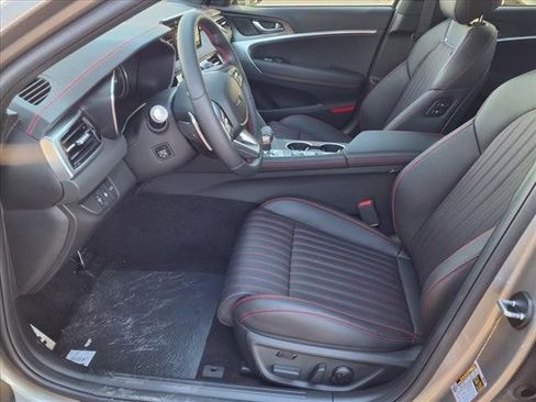 Used 2025 Genesis G70 3.3T Advanced image 6