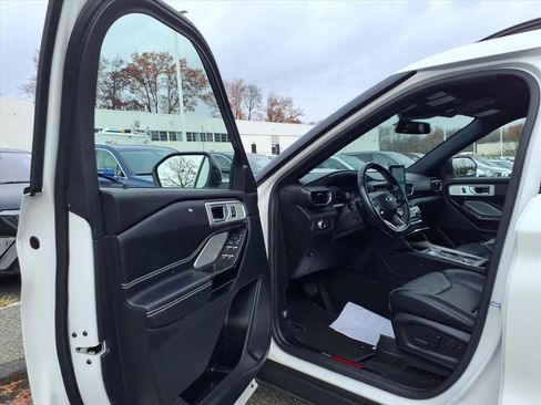 Used 2021 Ford Explorer ST w/ Equipment Group 401A image 10