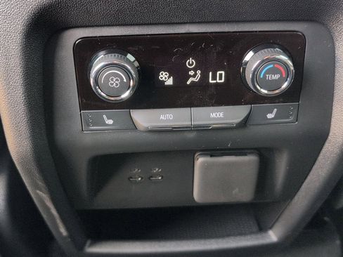 New 2026 Chevrolet Traverse High Country image 21