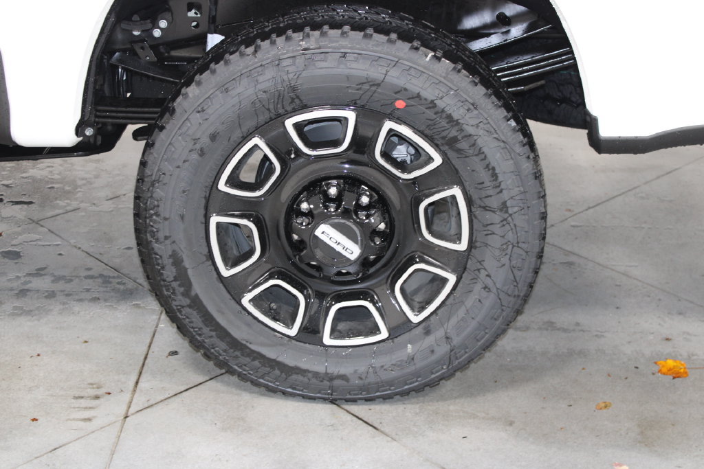 New 2026 Ford F250 Platinum AWD/4WD image 22