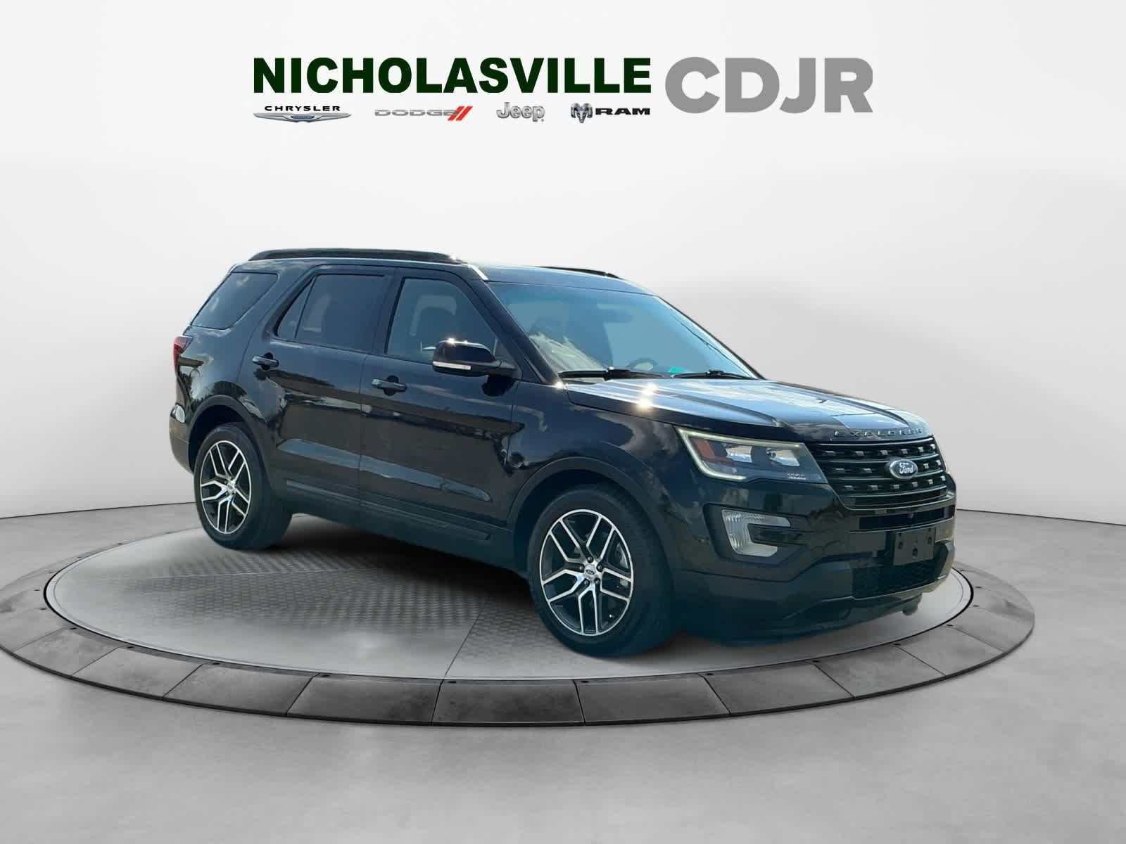 Used 2016 Ford Explorer Sport w/ Equipment Group 401A AWD/4WD image 7