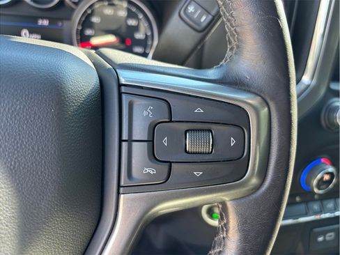 Used 2021 Chevrolet Silverado 1500 LT image 24