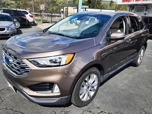 Used 2019 Ford Edge Titanium w/ Cargo Accessory Package image 10