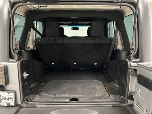 Used 2015 Jeep Wrangler Unlimited Sport w/ Quick Order Package 24S AWD/4WD image 41