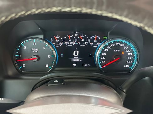 Used 2018 GMC Yukon Denali w/ Denali Ultimate Package AWD/4WD image 20
