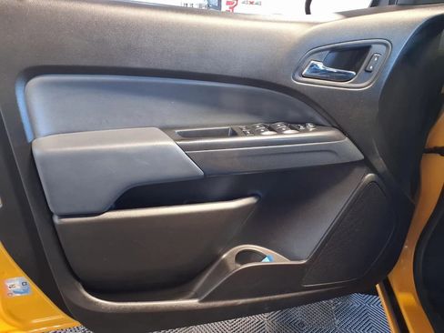 Used 2018 Chevrolet Colorado Z71 image 16