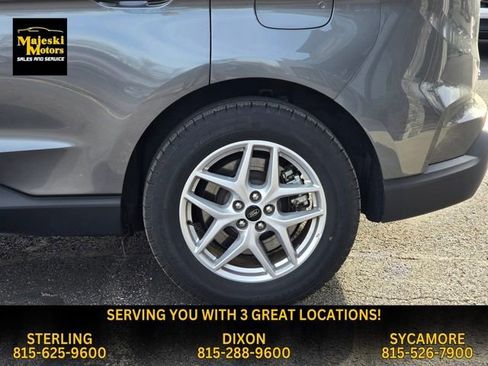 Used 2024 Ford Edge SEL image 13