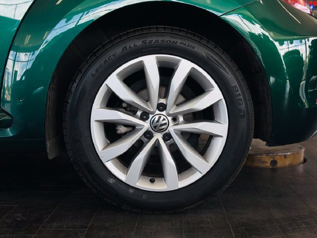 Used 2017 Volkswagen Beetle 1.8T SEL FWD image 26
