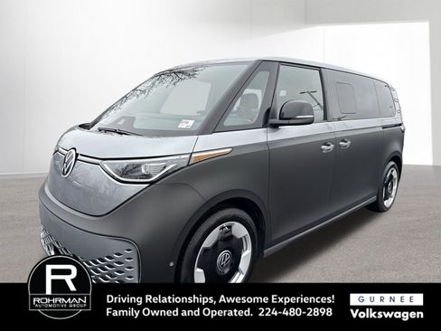 Used 2025 Volkswagen ID. Buzz Pro S image 1
