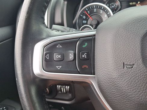 Used 2019 RAM 1500 Big Horn AWD/4WD image 18